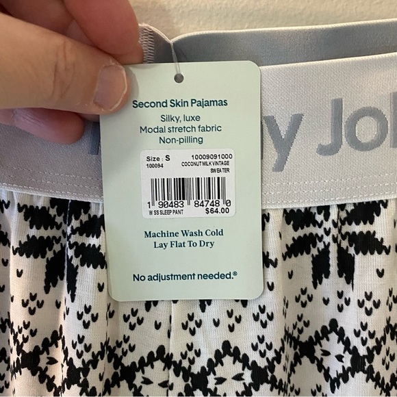 Tommy John second skin pj set in coconut milk/vintage holiday sweater size small - Picture 10 of 10